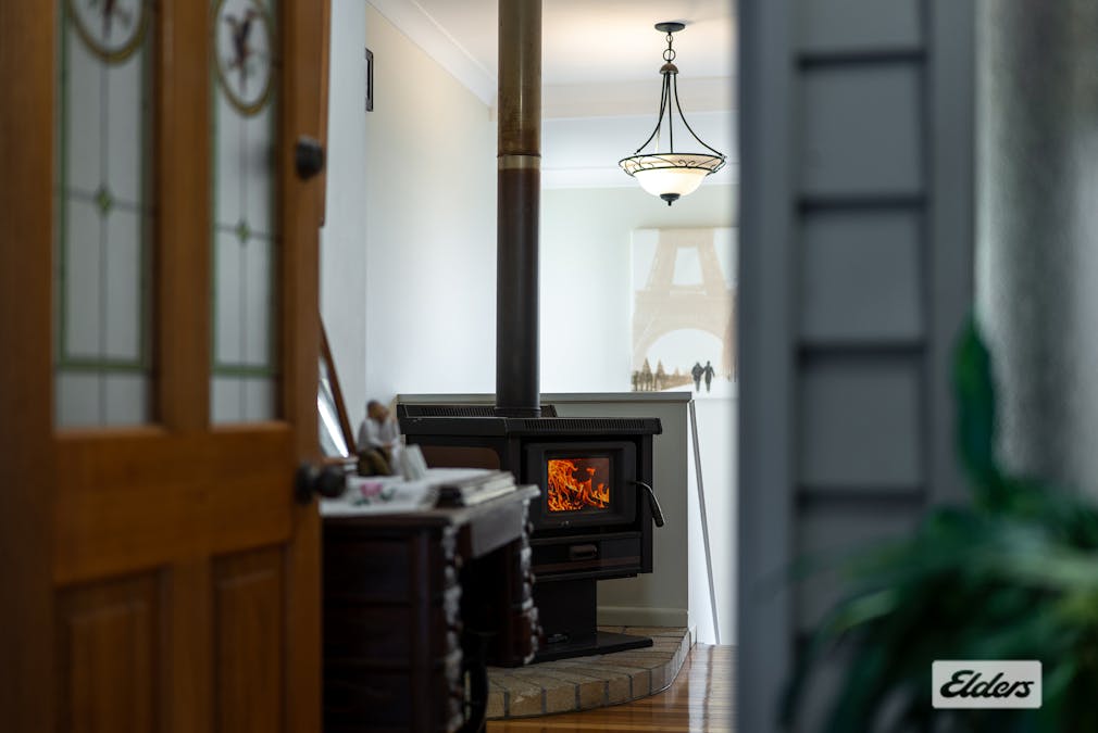 1 Cynthia Crescent, Springwood, QLD, 4127 - Image 5