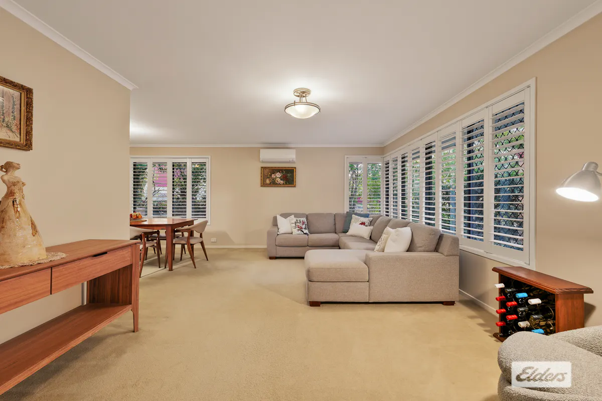 26 Clivia Crescent — photo 11 of 28