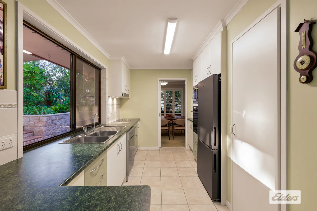 26 Clivia Crescent — photo 9 of 28