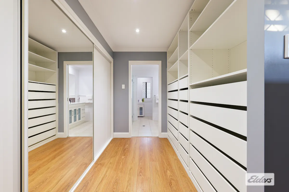 18 Packman Avenue — photo 13 of 30