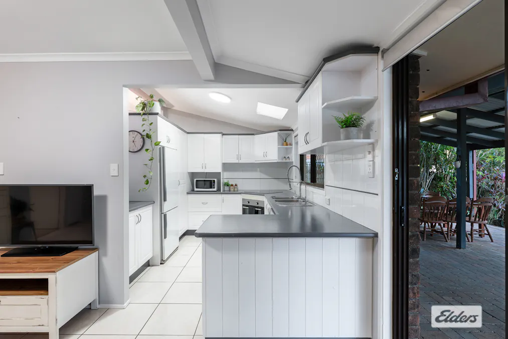 15 Clivia Crescent, Daisy Hill, QLD, 4127 - Image 11