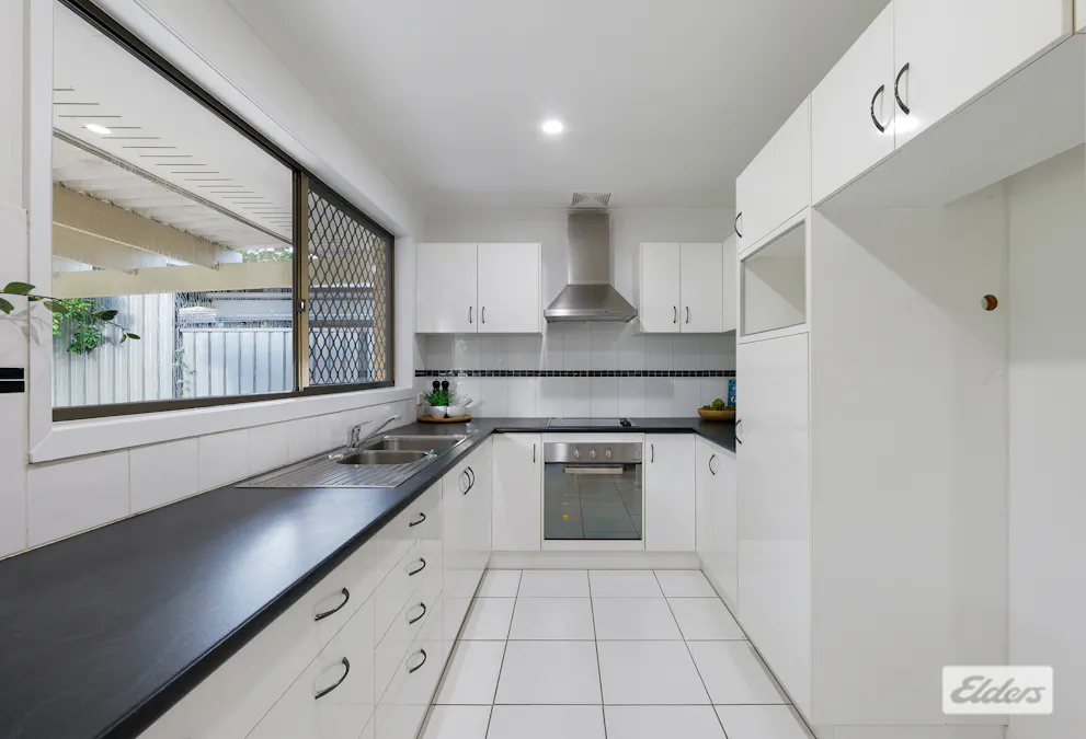 6 Petringa Crescent, Springwood, QLD, 4127 - Image 9