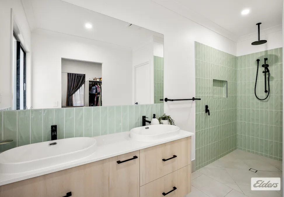 43 Brookview Place, Bahrs Scrub, QLD, 4207 - Image 11
