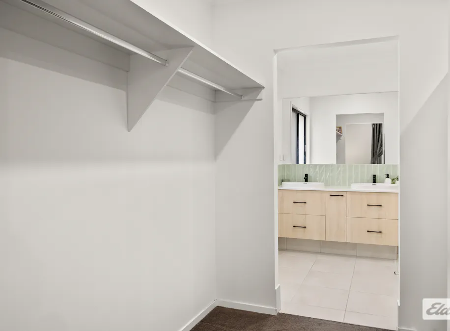 43 Brookview Place, Bahrs Scrub, QLD, 4207 - Image 10