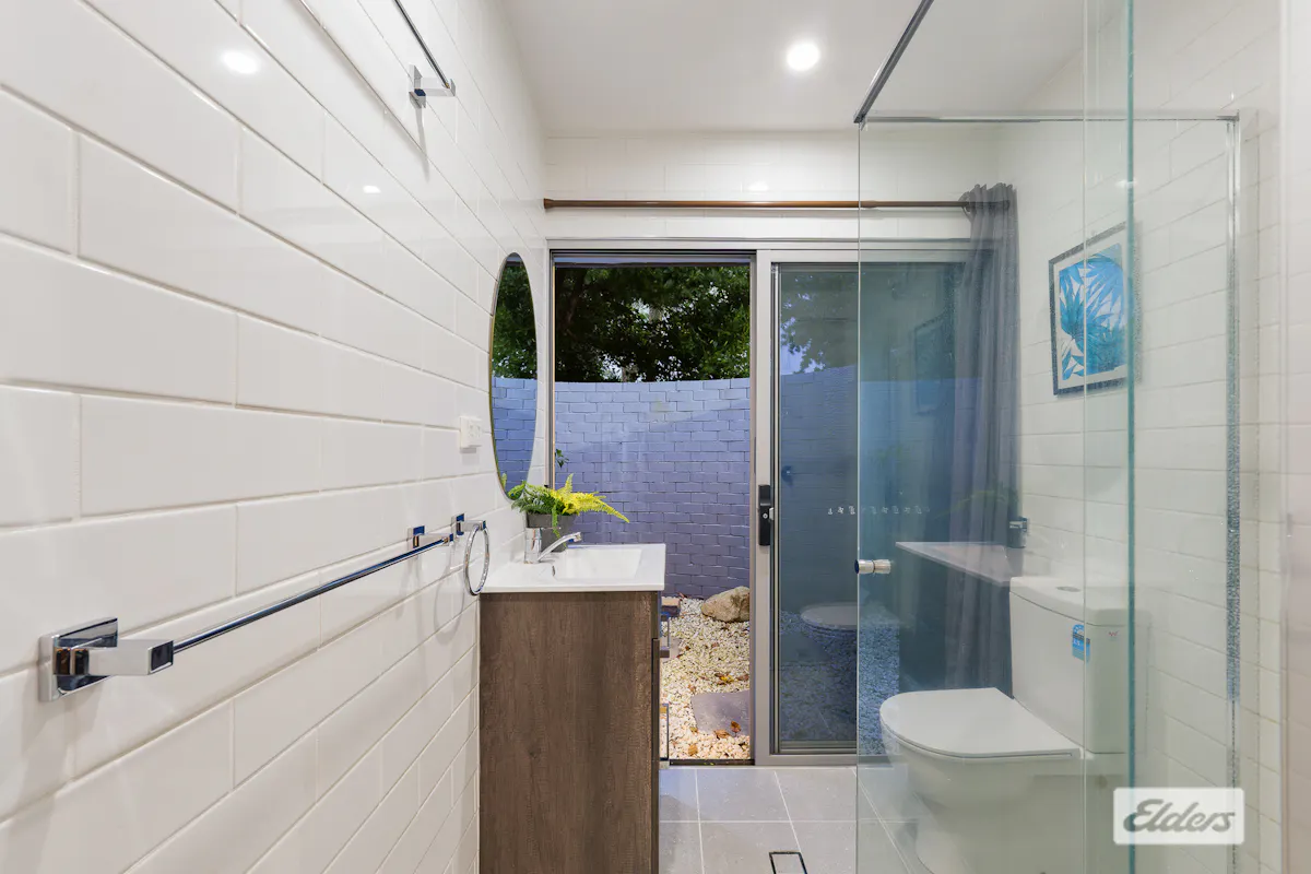 11 Barcelona Place — photo 14 of 30