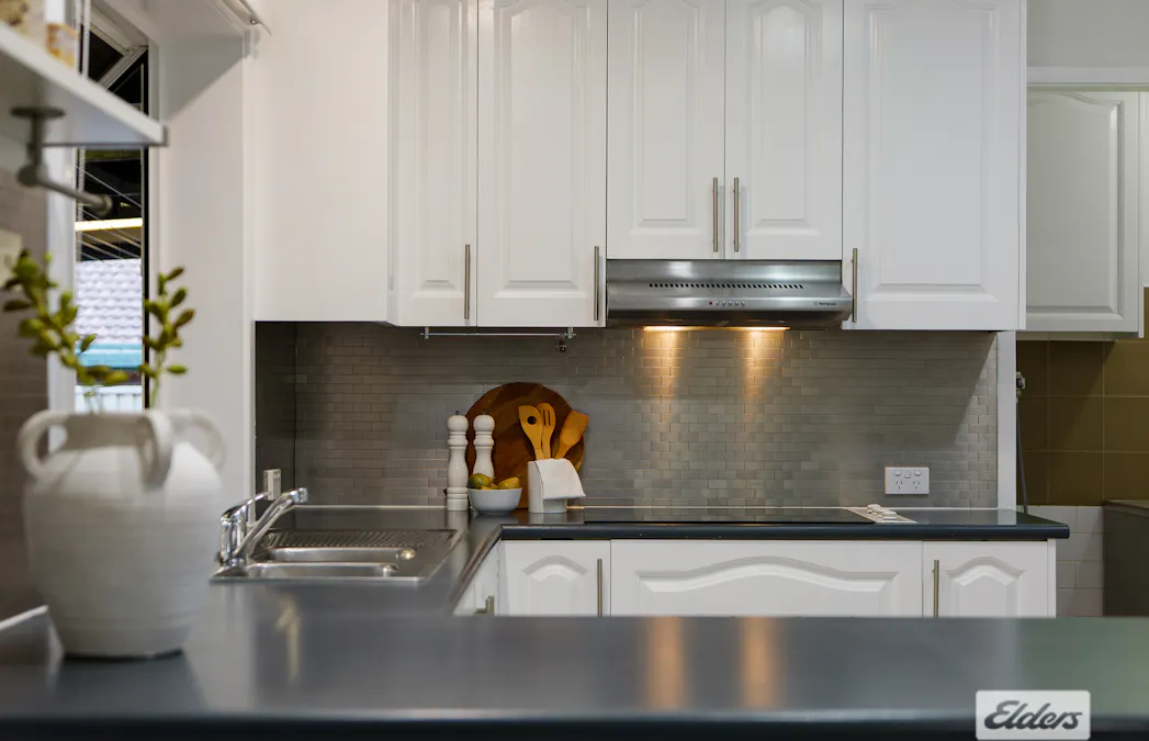 16 Teak Street, Shailer Park, QLD, 4128 - Image 7