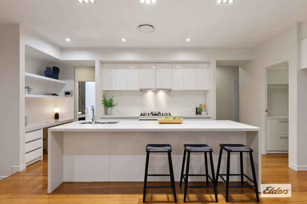 33 Highview Terrace, Daisy Hill, QLD, 4127 - Image 3