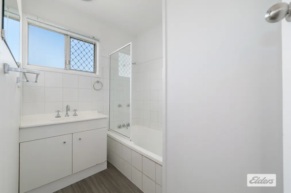 27 Myra Street, Kingston, QLD, 4114 - Image 5