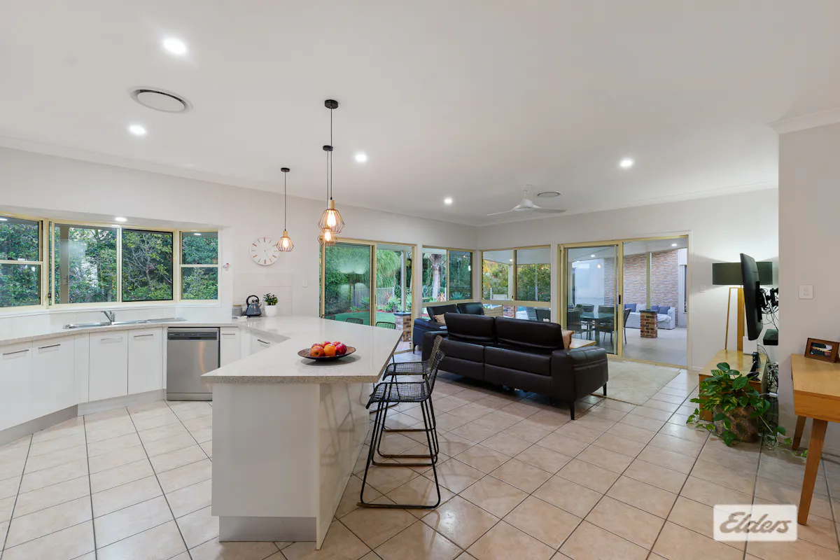 4-6 Heeler Court — photo 6 of 25