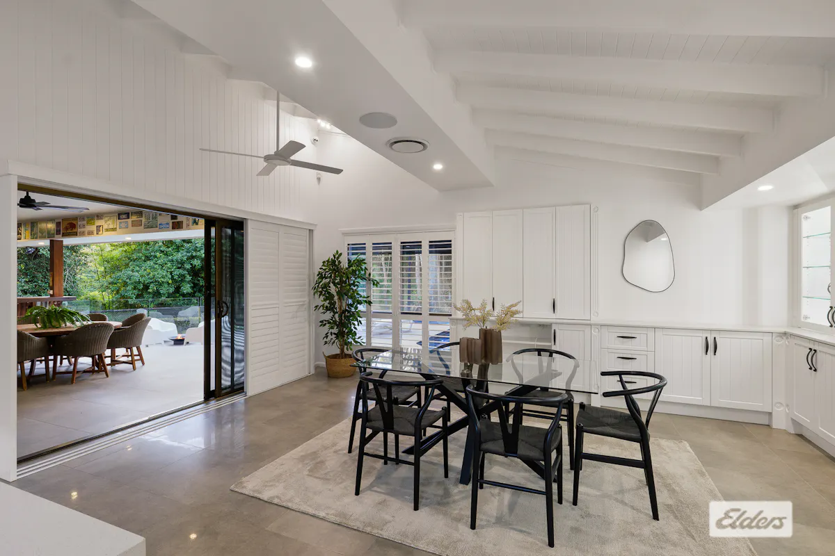 302-304 Beenleigh Redland Bay Road — photo 14 of 30