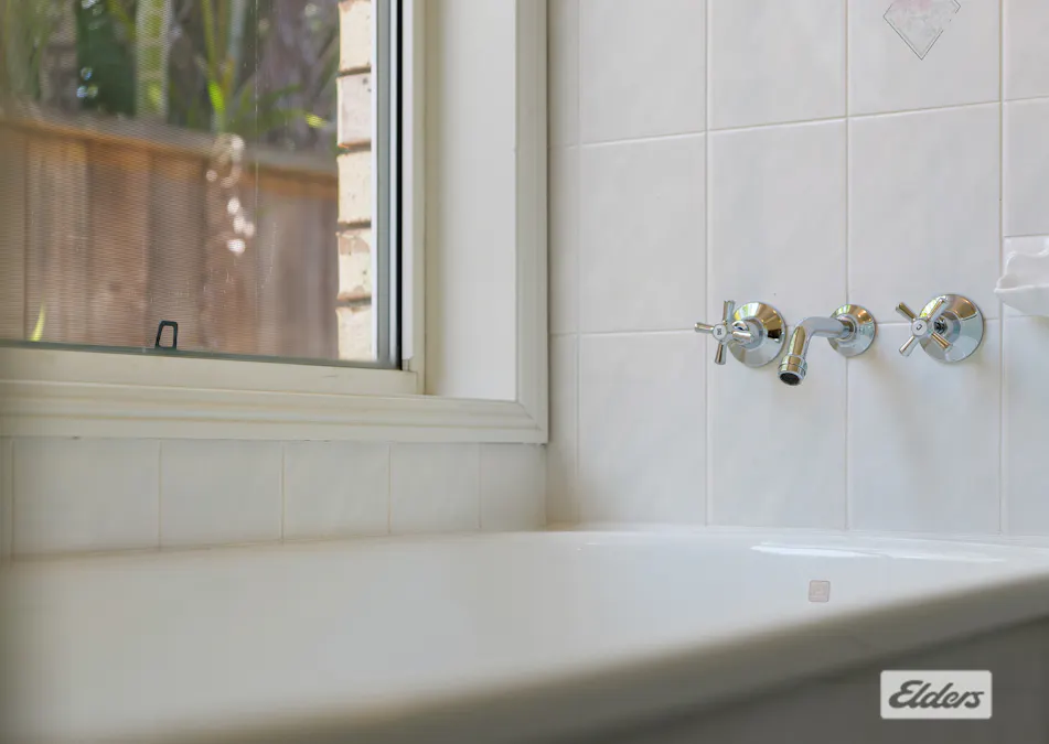 15 Lagrange Court, Shailer Park, QLD, 4128 - Image 11