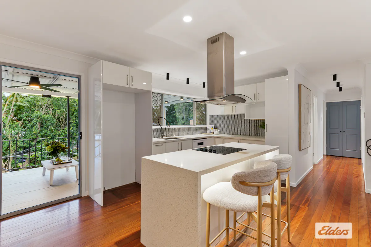 12 Kingsley Street — photo 9 of 30