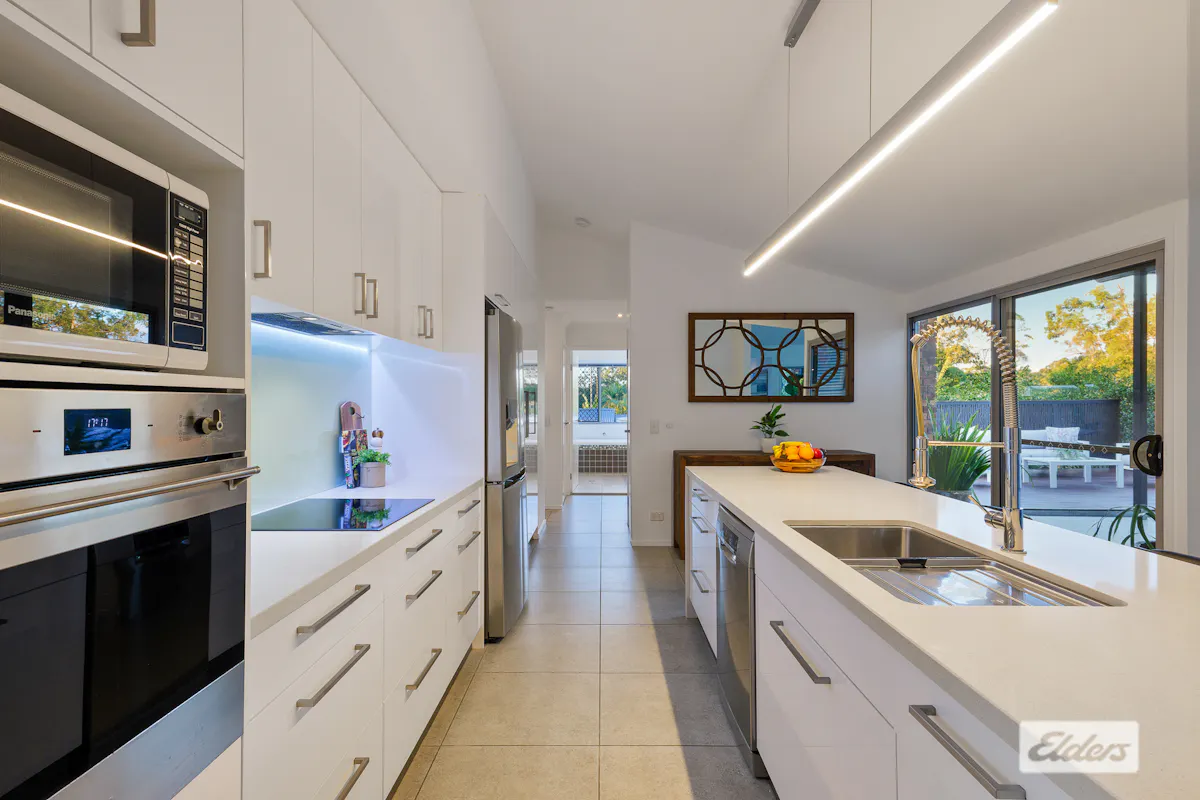 58 Trevallyan Drive — photo 5 of 30