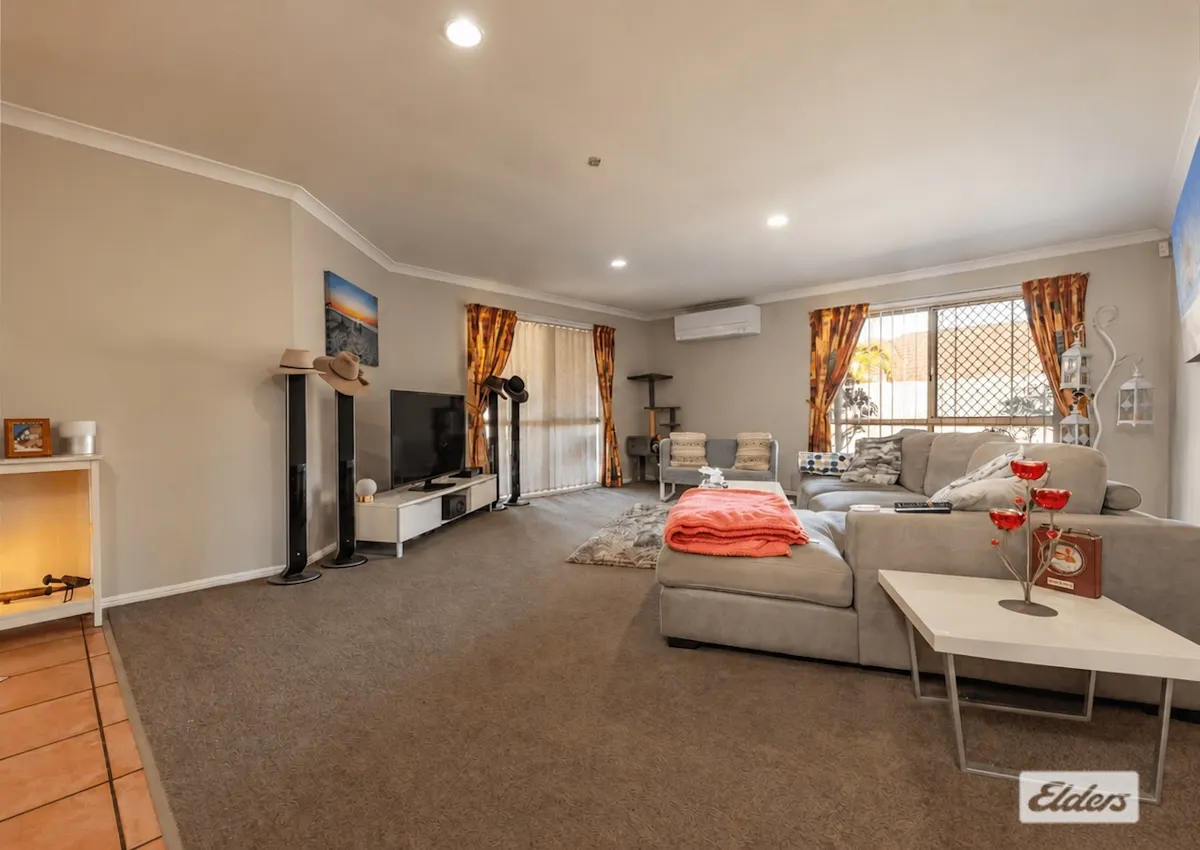 80 Dewar Drive — photo 5 of 11