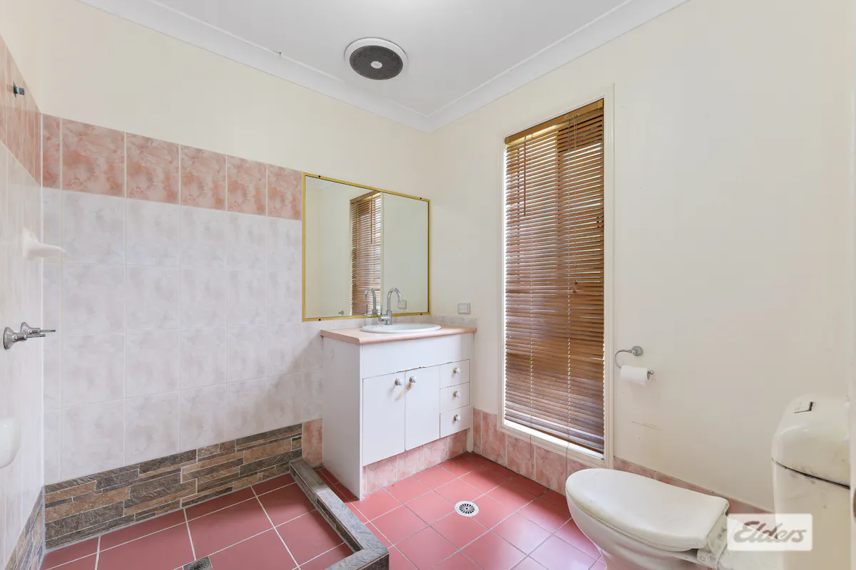 71-73 Kununurra Crescent — photo 9 of 17
