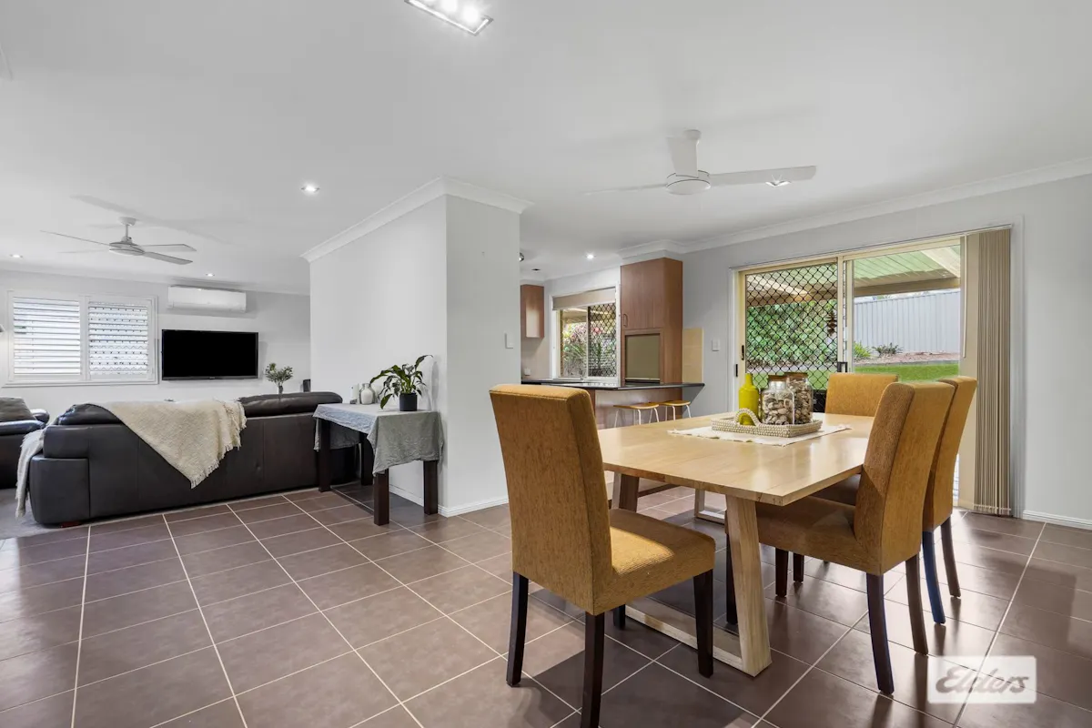 32 Urangan Court — photo 6 of 26