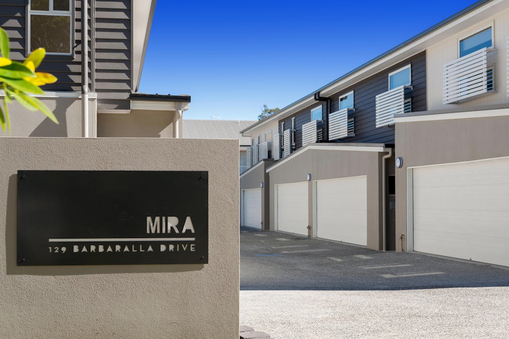 3/129 Barbaralla Drive, Springwood, QLD, 4127 - Image 1