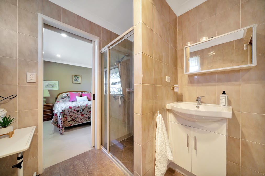 14 Willoughby Crescent, Springwood, QLD, 4127 - Image 12