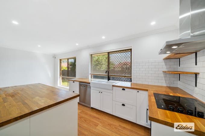2 Ku-Ring-Gai Close, Loganholme, QLD, 4129 - Image 1