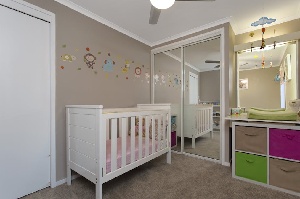 20 Burgallby Road, Springwood, QLD, 4127 - Image 11