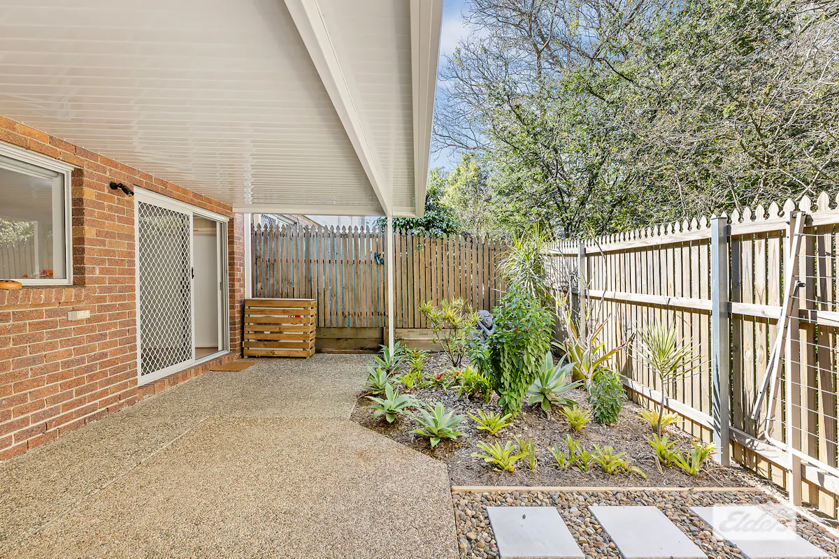 13/18 Daisy Hill Road — photo 8 of 12