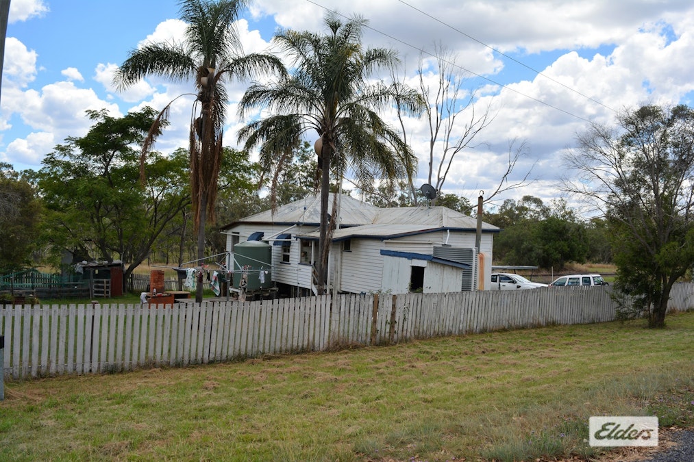 18 Railway Street, Karara, QLD, 4352 - Image 2