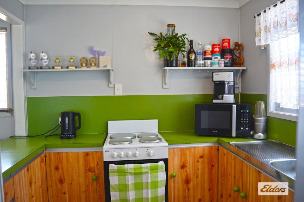35 Evans Crescent, Warwick, QLD, 4370 - Image 8