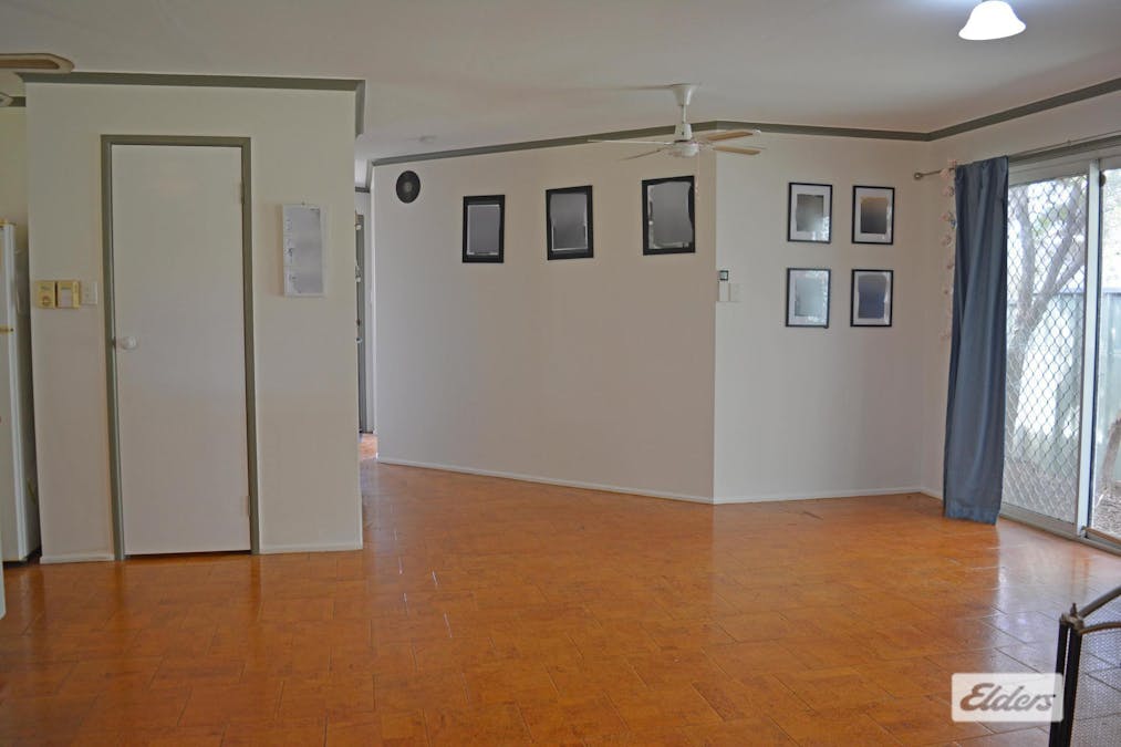 30 Furness Crescent, Warwick, QLD, 4370 - Image 2