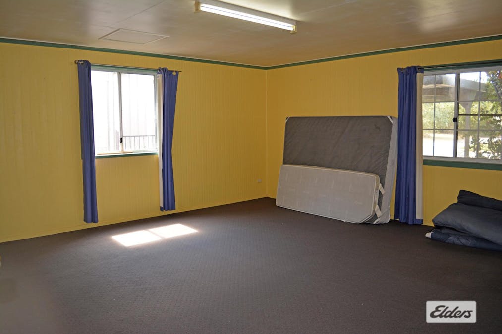 30 Furness Crescent, Warwick, QLD, 4370 - Image 7