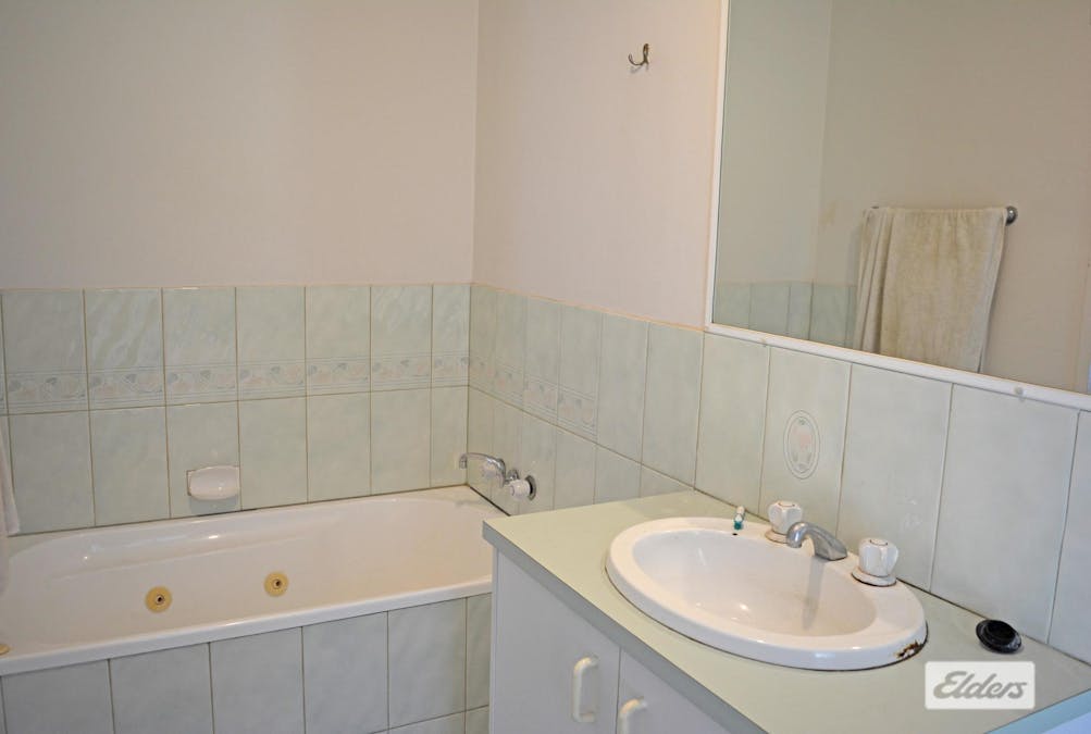 30 Furness Crescent, Warwick, QLD, 4370 - Image 9