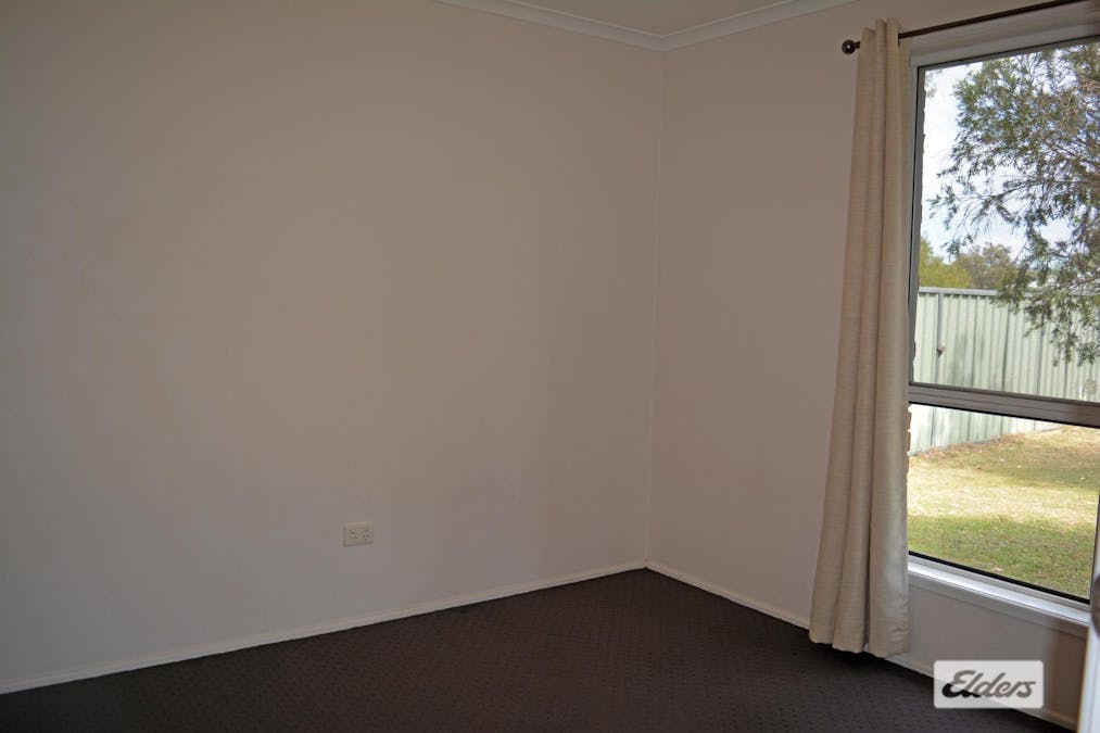 30 Furness Crescent, Warwick, QLD, 4370 - Image 11