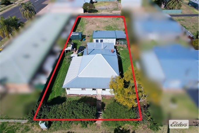 23 Regent Street, Inglewood, QLD, 4387 - Image 1