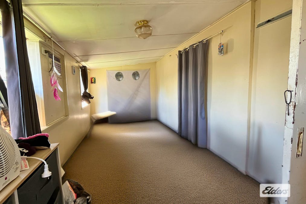 23 Regent Street, Inglewood, QLD, 4387 - Image 4