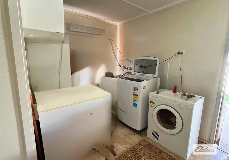 23 Regent Street, Inglewood, QLD, 4387 - Image 11