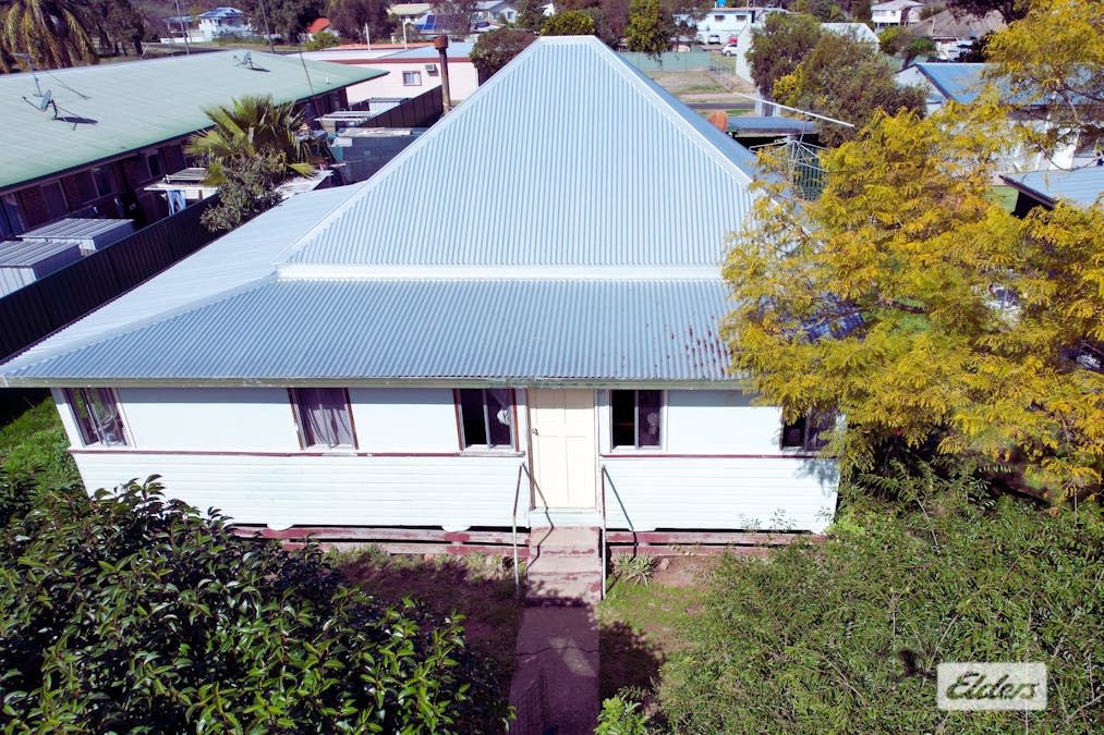 23 Regent Street, Inglewood, QLD, 4387 - Image 2