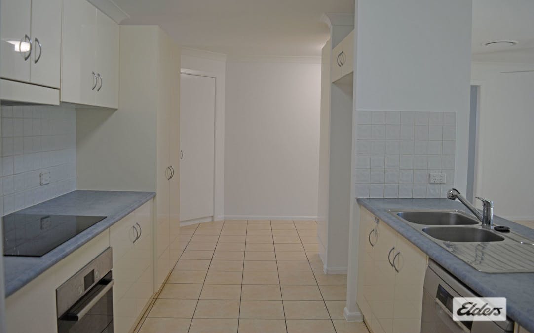 32 Boronia Drive, Warwick, QLD, 4370 - Image 8
