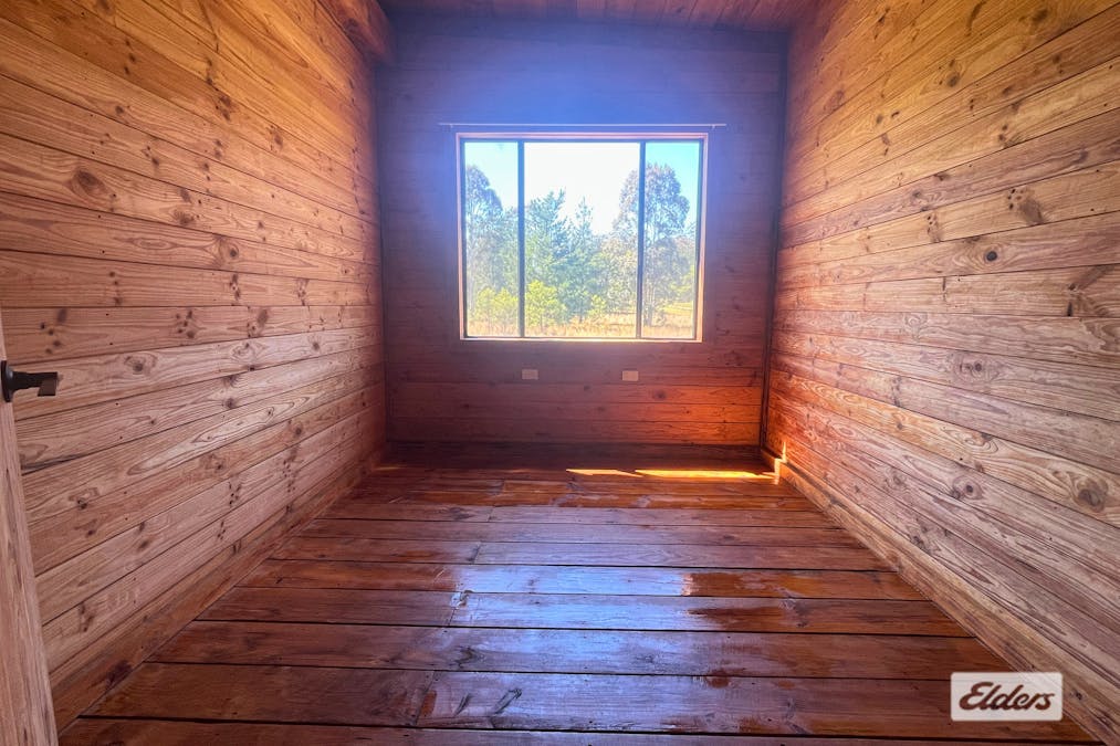 168 South Drive, Sugarloaf, QLD, 4380 - Image 8