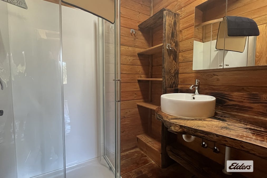 168 South Drive, Sugarloaf, QLD, 4380 - Image 9