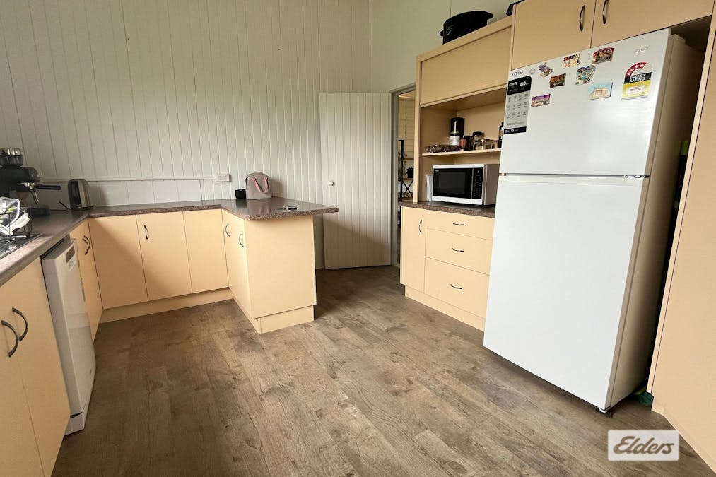 39 Wood Street, Warwick, QLD, 4370 - Image 10