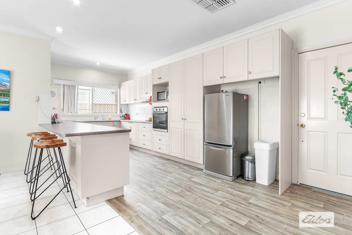 20 Albert Street — photo 6 of 14