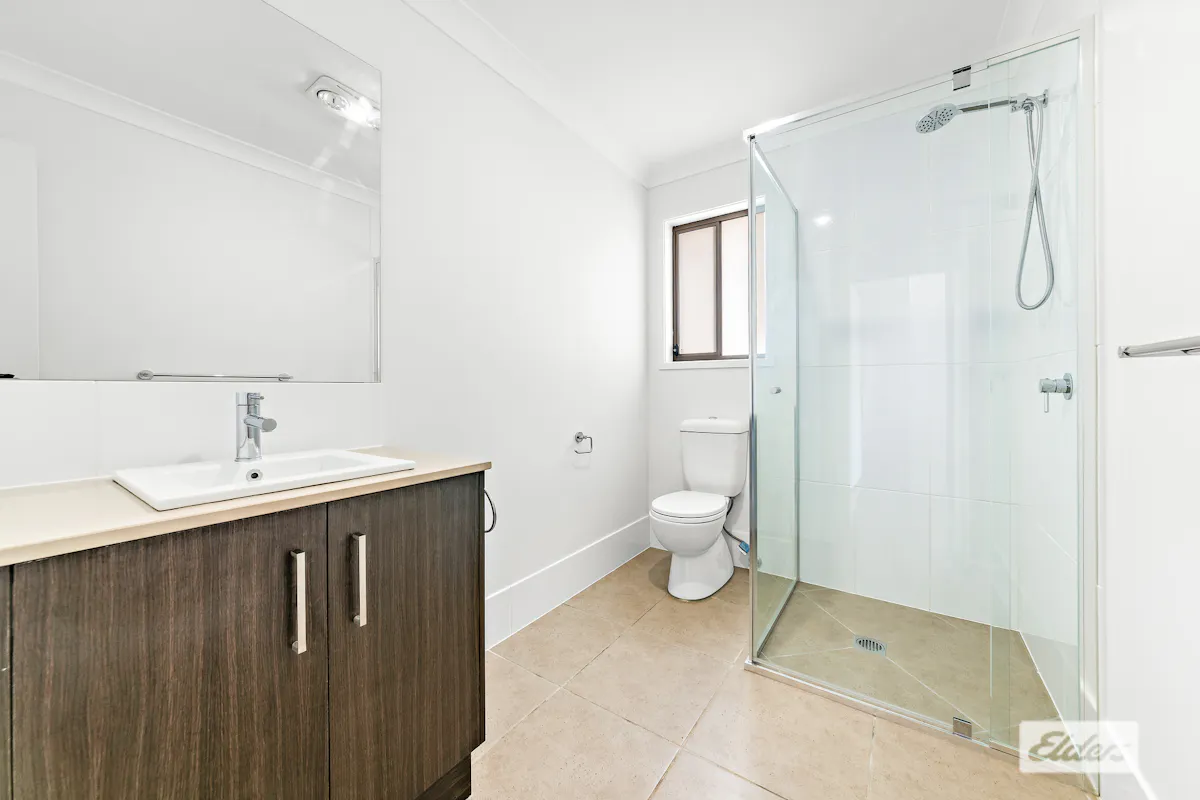 10/24A Bourke Street — photo 10 of 13