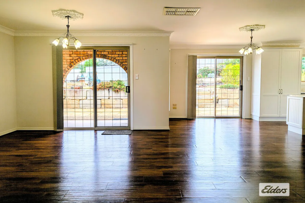 119 Locke Street — photo 4 of 24