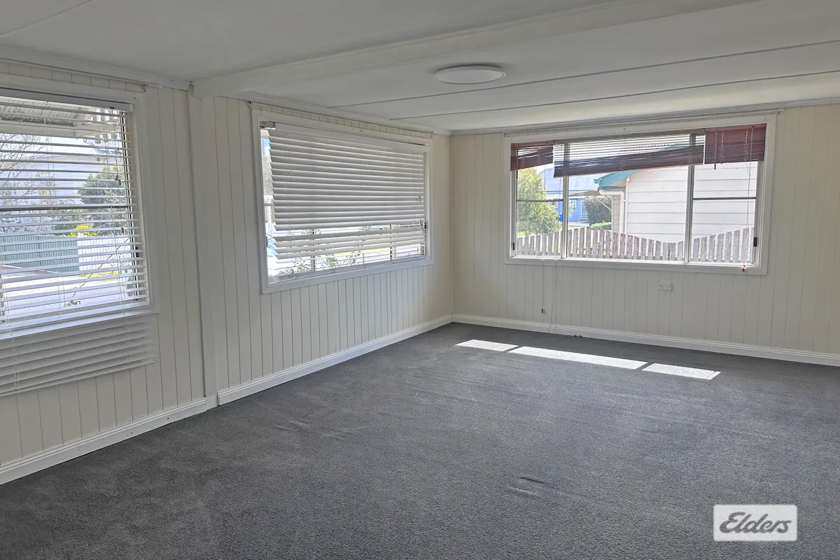 30 Stewart Avenue — photo 2 of 14