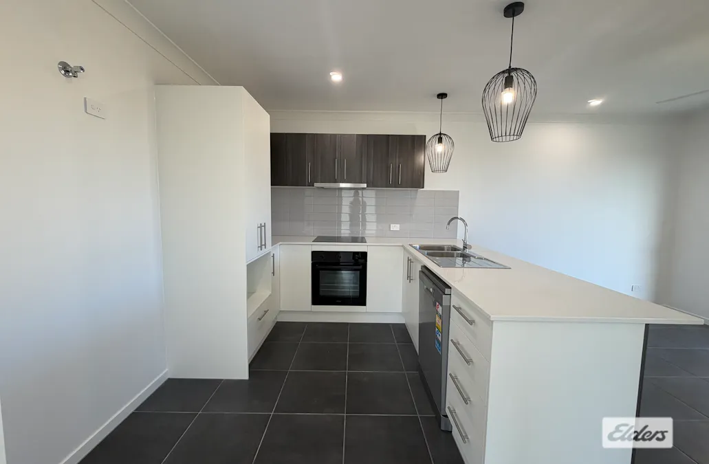 B/10 Mulcahy Street, Rosenthal Heights, QLD, 4370 - Image 1