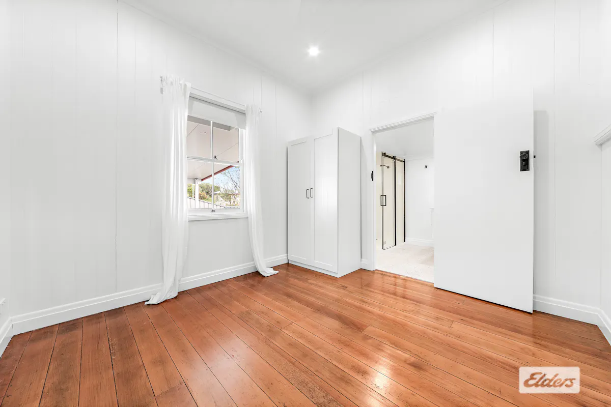 8 Edward Street — photo 9 of 13
