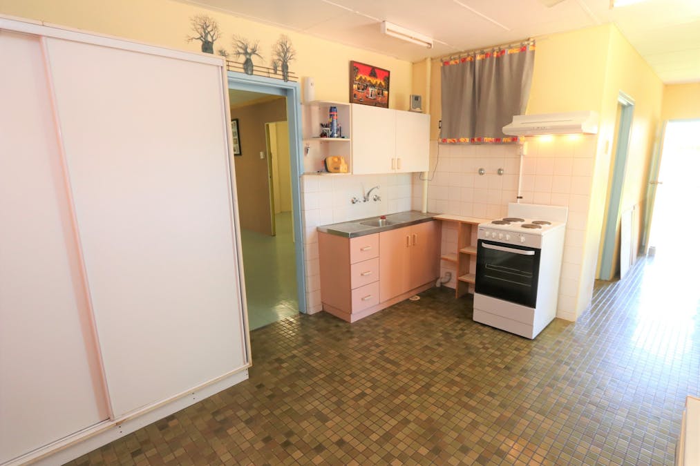 5 Dowling Street, Katherine, NT, 0850 - Image 10