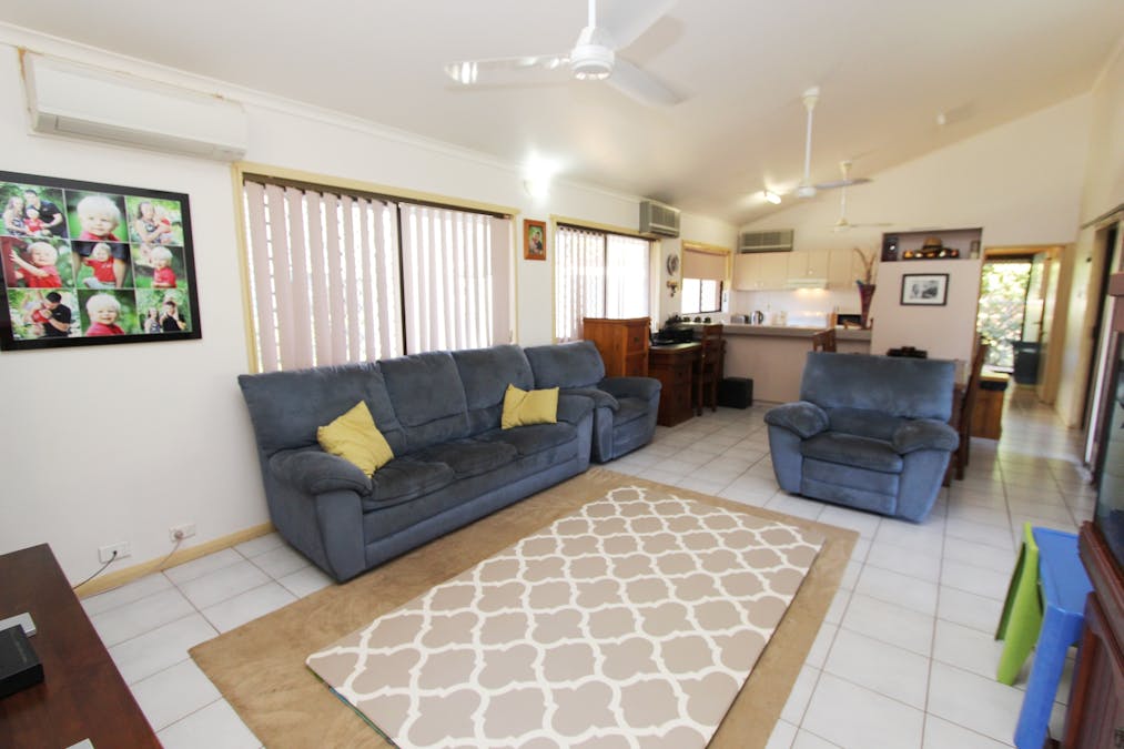 2 Miniata Crt , Katherine, NT, 0850 - Image 2