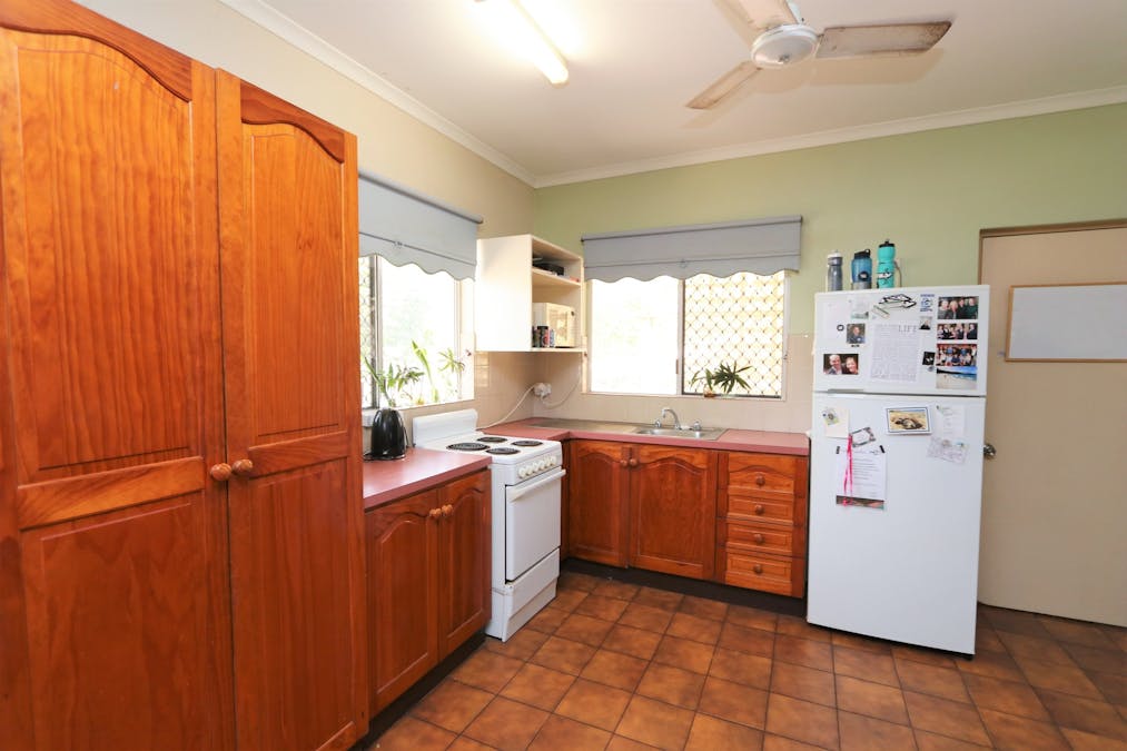 5 Healey Court, Katherine, NT, 0850 - Image 9