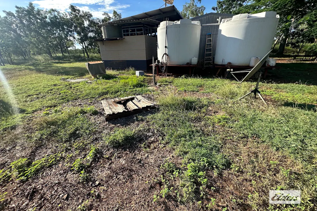 215 Sullivan Road, Katherine, NT, 0850 - Image 9