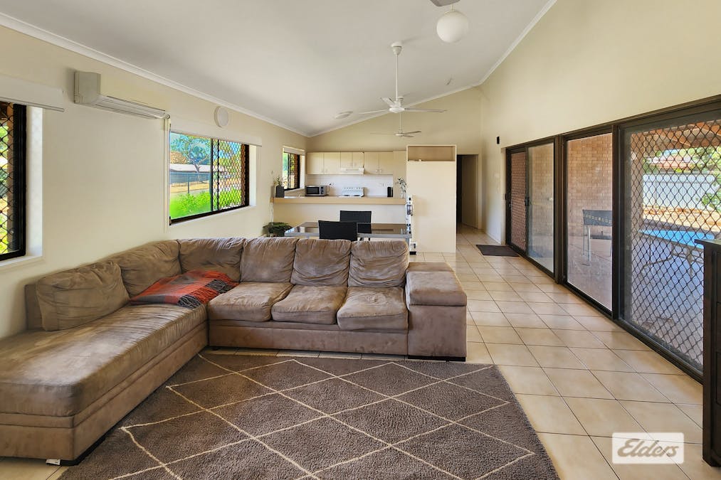 12 Holtze Crescent, Katherine, NT, 0850 - Image 3